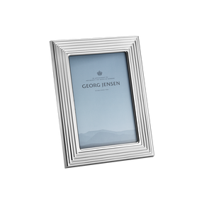 BERNADOTTE fotoram, liten - Design Inspirerad av Sigvard Bernadotte - 10x15 CM ( 6x7 IN) BERNADOTTE fotoram, liten - Design Inspirerad av Sigvard Bernadotte - 10x15 CM ( 6x7 IN)