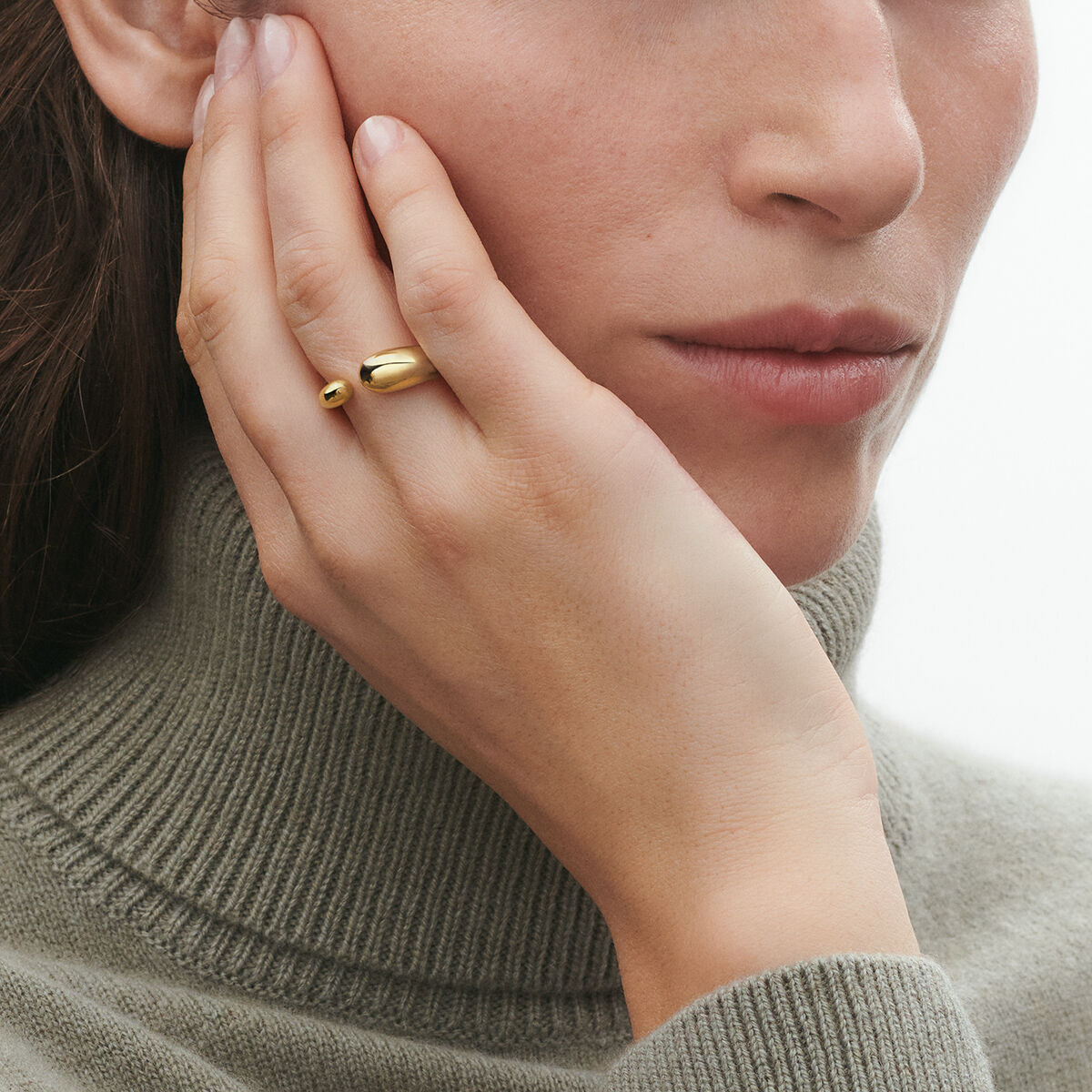 GJ_SS25_ECOM_SHOOT_MERCY_RING_