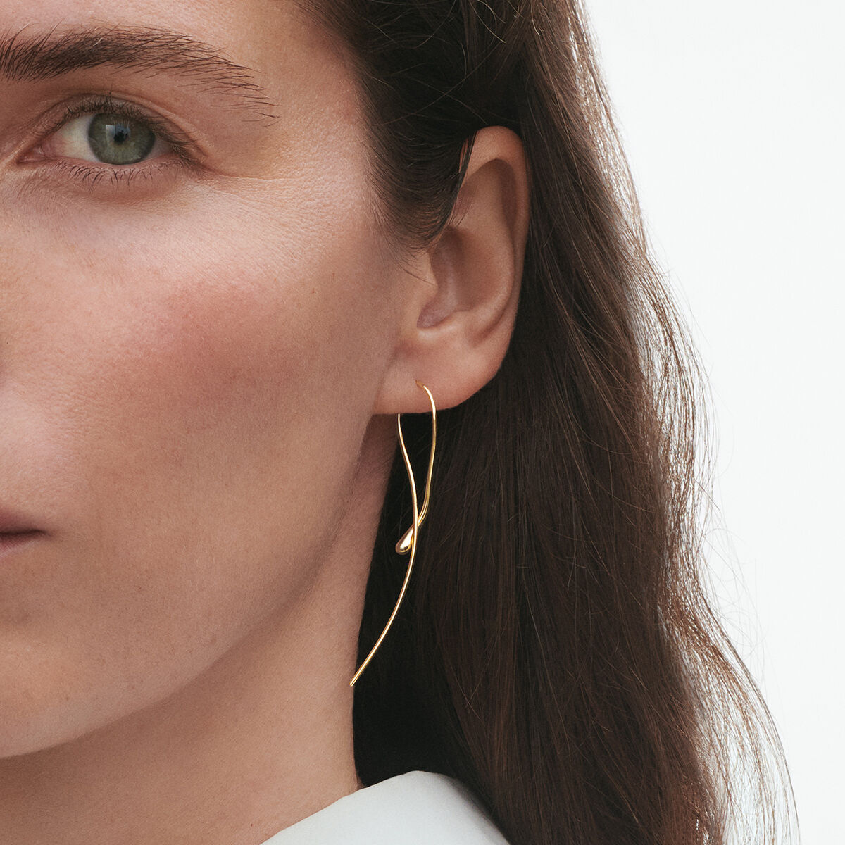 Mercy swirl spiral earring in sterling silver | Georg Jensen