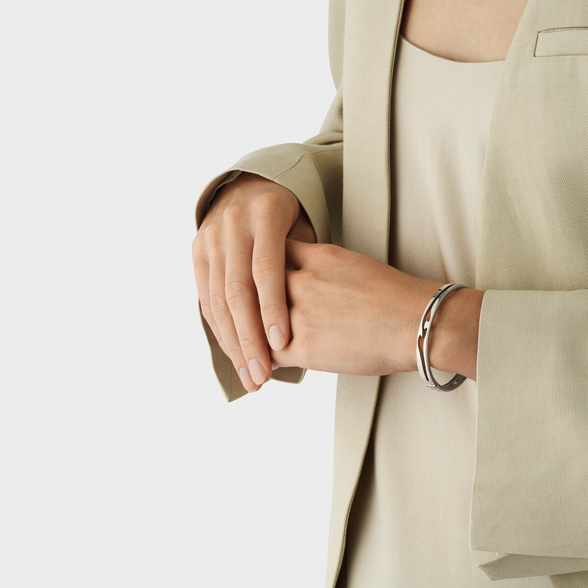 20000045-fusion-white-gold-