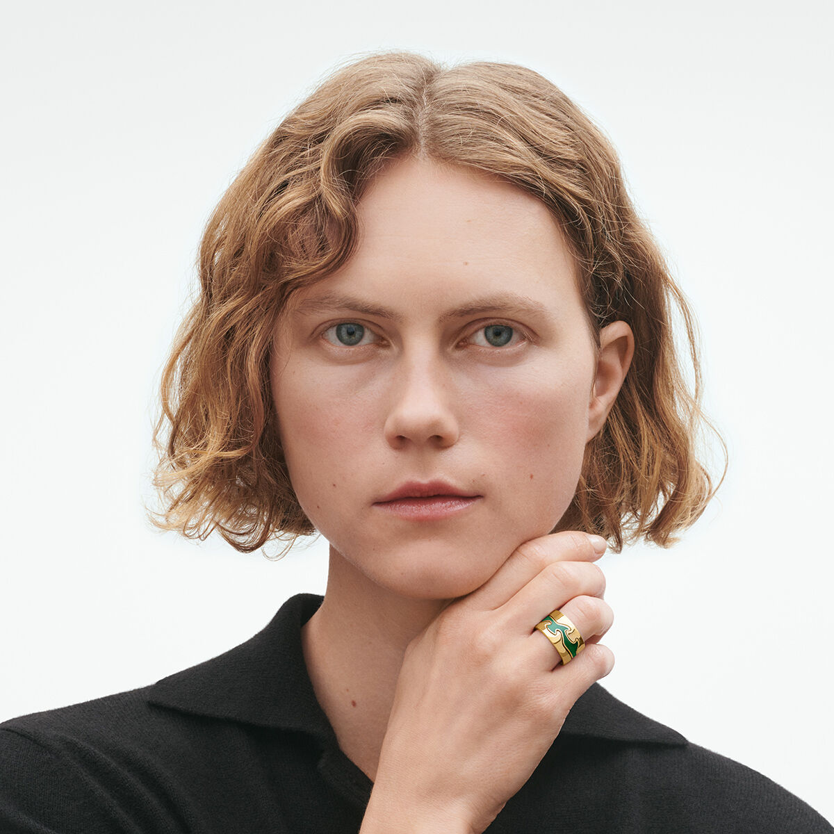 フュージョン (FUSION) センターリング、グリーン、18Kイエロー