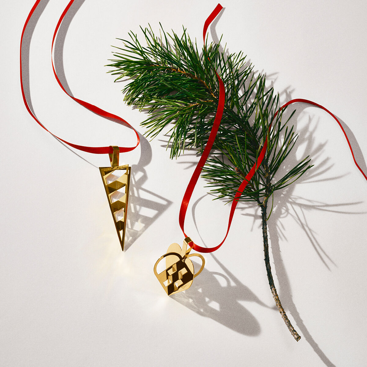 2025 Holiday Ornament, Heart, in 18kt gold-plated brass