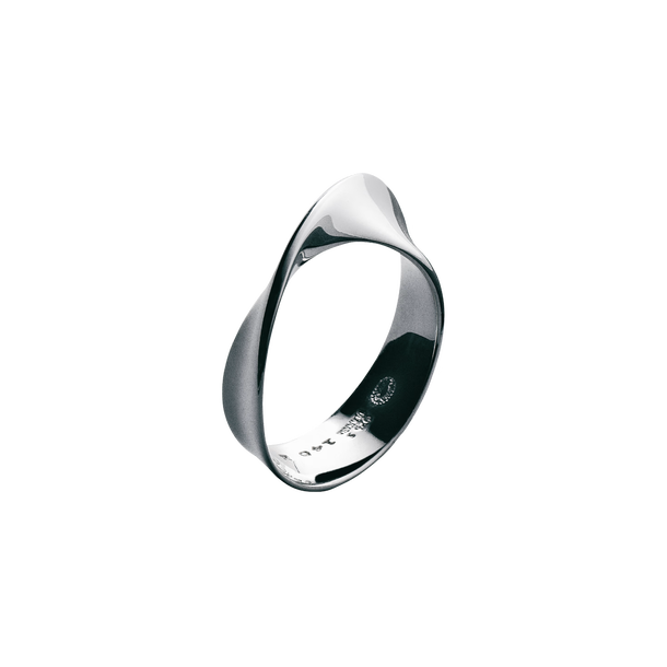Torun sterling silver ring for women | Georg Jensen