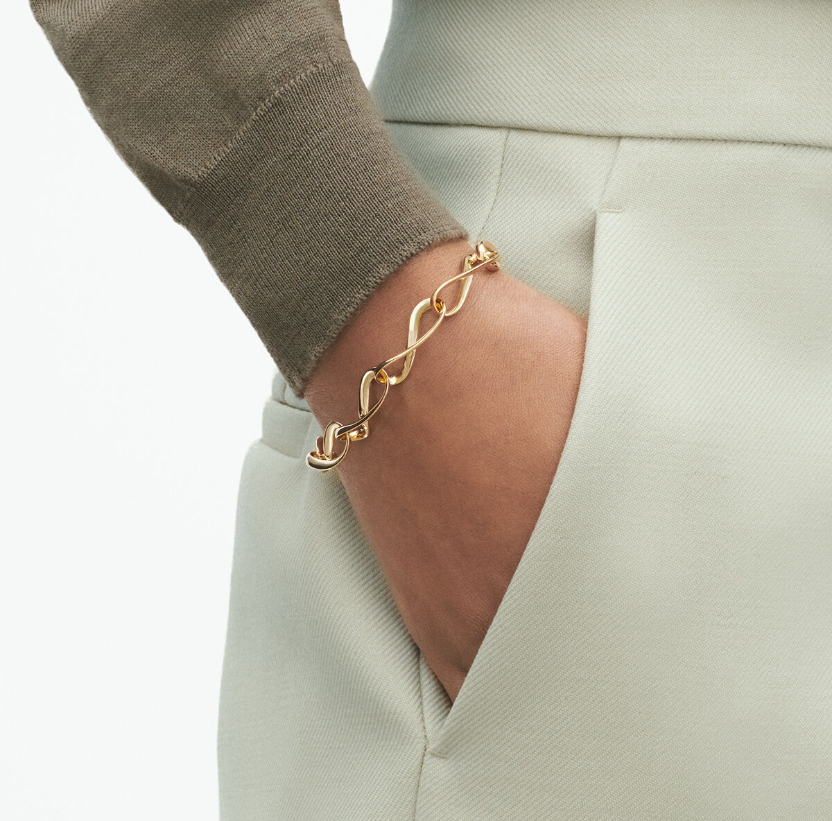 AW25_ECOM_ON-