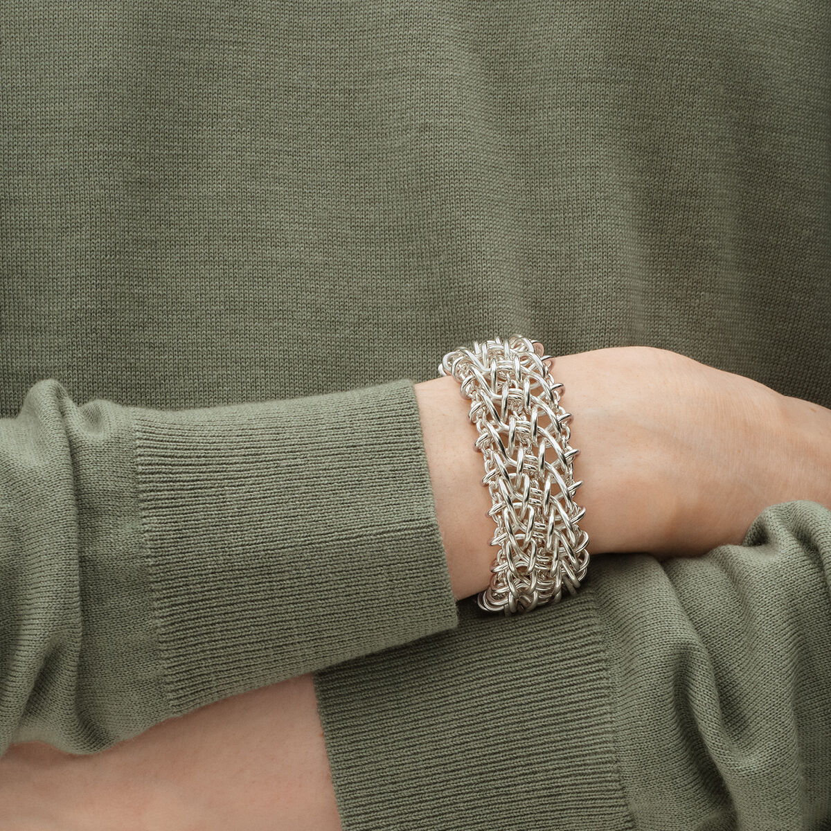 ウェフト (Weft by Georg Jensen) トリプルリンクブレスレット