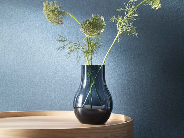 Cafu vase (medium) in blue glass 