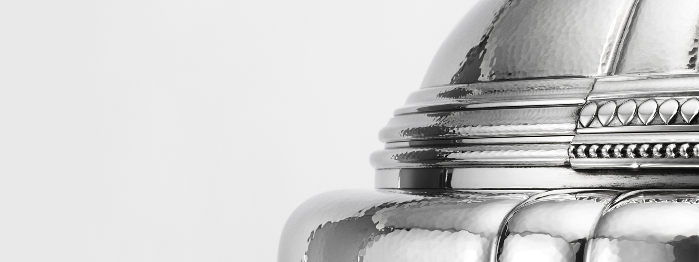 Bonbonniere in sterling silver designed by Georg Jensen