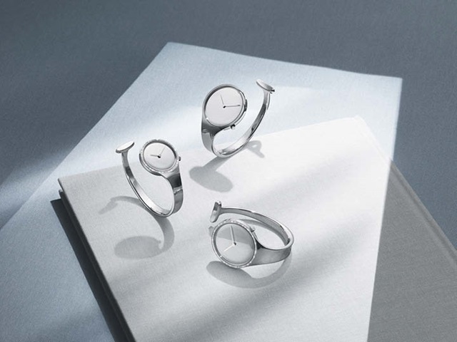Vivianna watches with mirror-dial in stainless steel with diamond bezel