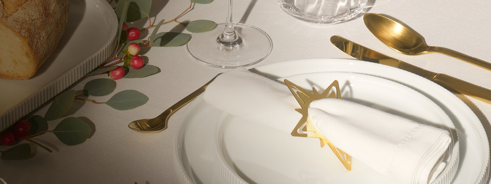 Georg Jensen and BoBedre join forces to christmas tablesetting event with Copenhagen cutlery and bernadotte glases