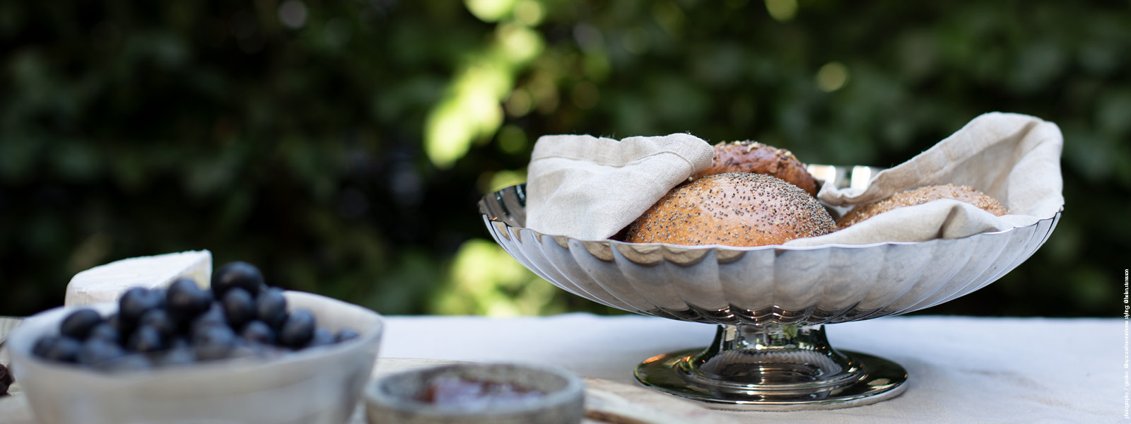 Bernadotte dish on stand in stainless steel from Georg Jensen