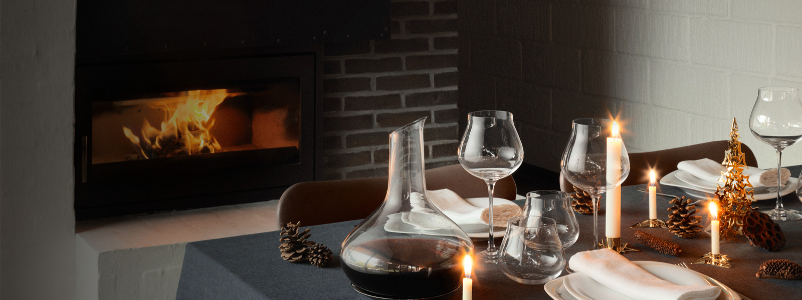 Christmas table setting with the Sky collection from Georg Jensen