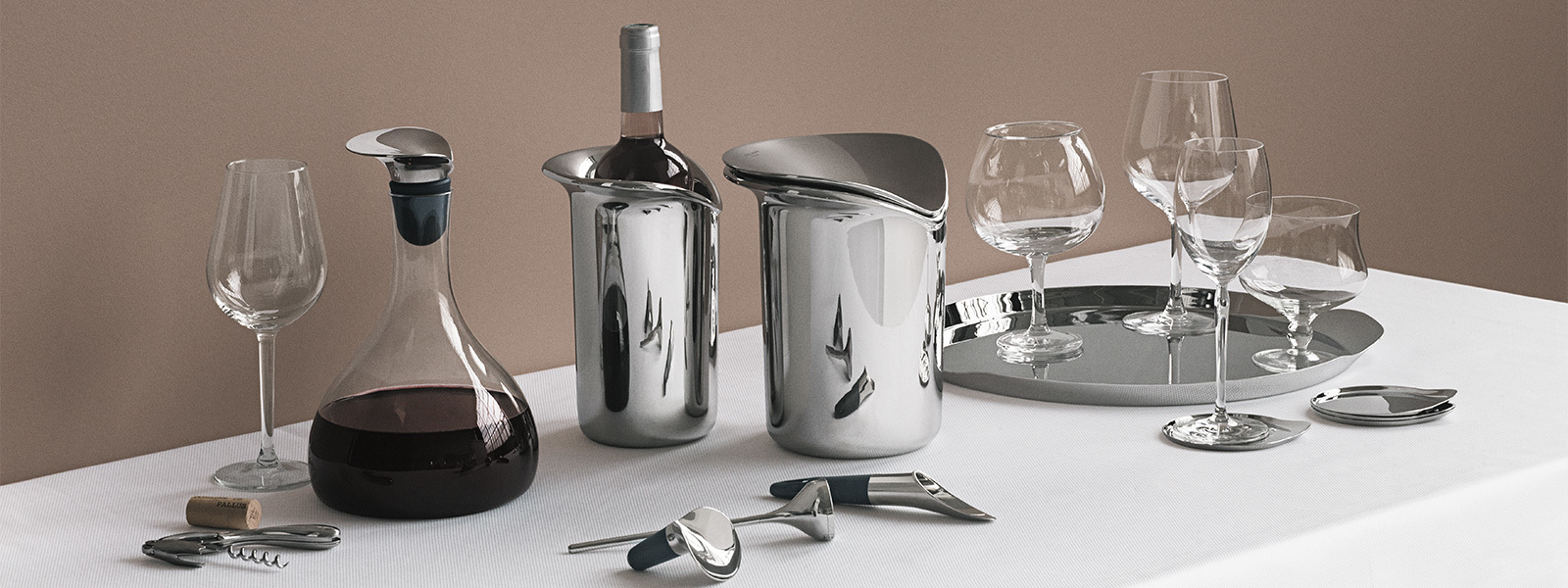 Mirror polished stainless steel wine cooler and ice bucket from the Wine & Bar collection
