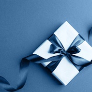 Blue themed giftwrapping