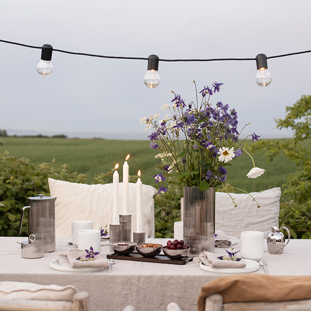 Tablesetting in blankt rustfrit stål from the Bernadotte collection designed by Sigvard Bernadotte