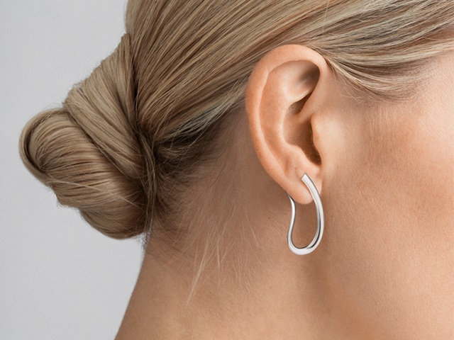 10013676-infinity-earring-720x540