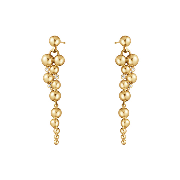 Grapes inspired earrings in 18 kt. gold from the Moonlight Grapes collection by Georg Jensen