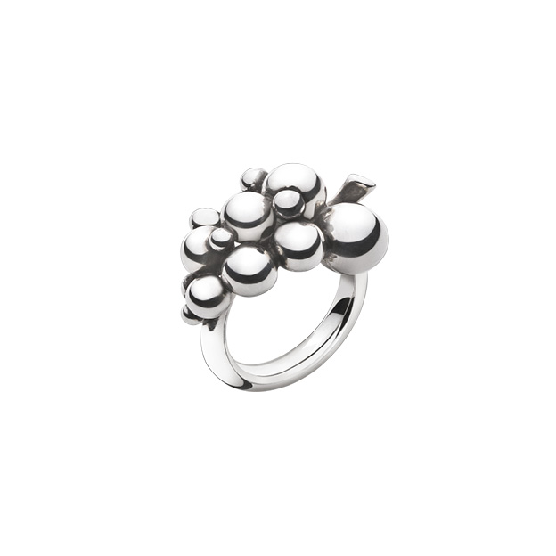 Iconic Georg Jensen ring in sterling silver from the Moonlight Grapes jewellery collection